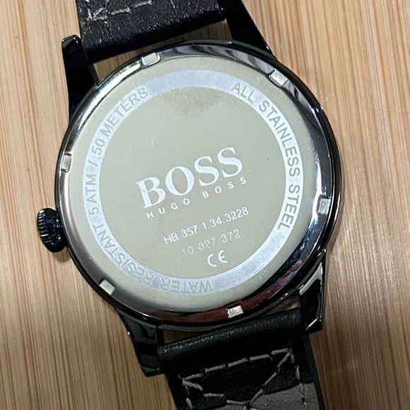 Hugo Boss Watch With 44mm Black Face & Black Leather Band - Picture 8 of 8